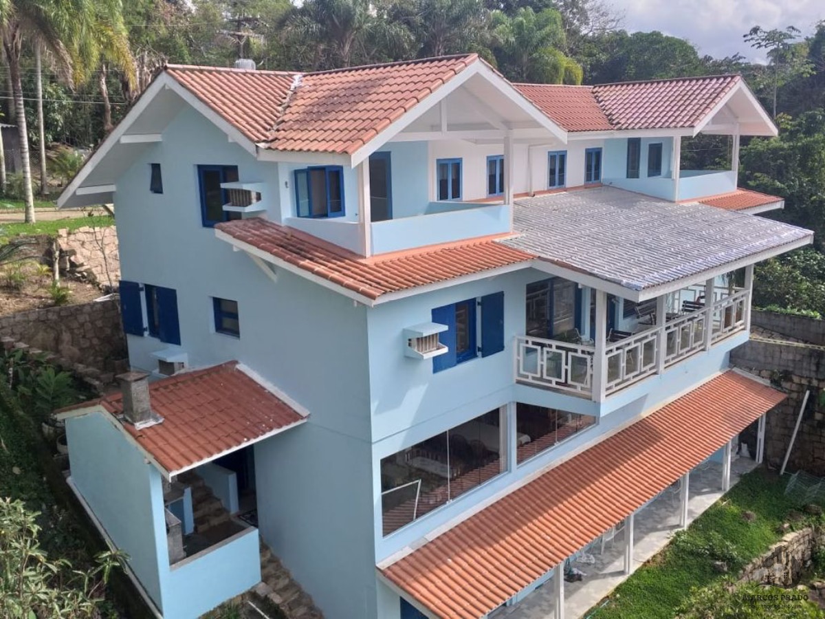 Casa de Condomínio à venda com 7 quartos, 500m² - Foto 1