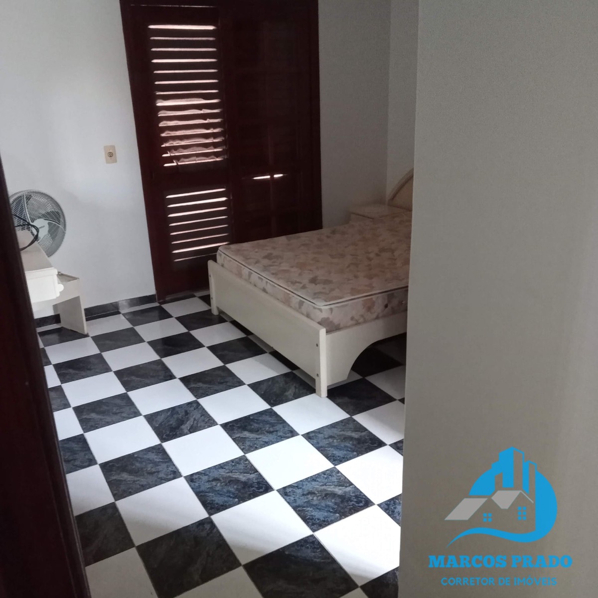 Casa de Condomínio à venda com 3 quartos, 250m² - Foto 22