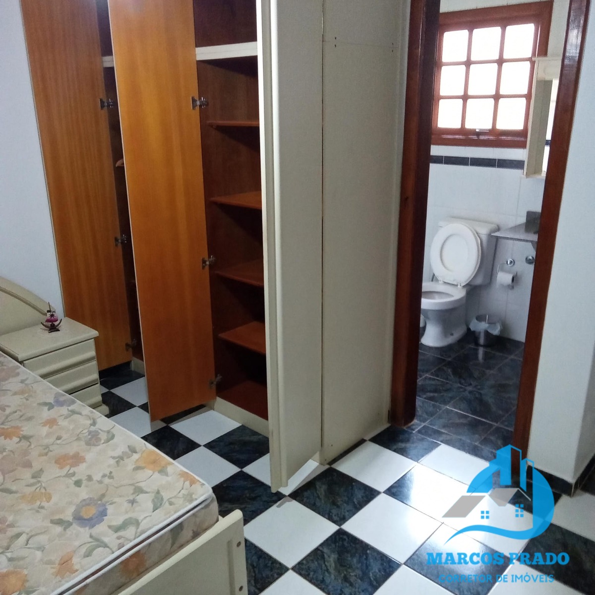 Casa de Condomínio à venda com 3 quartos, 250m² - Foto 26