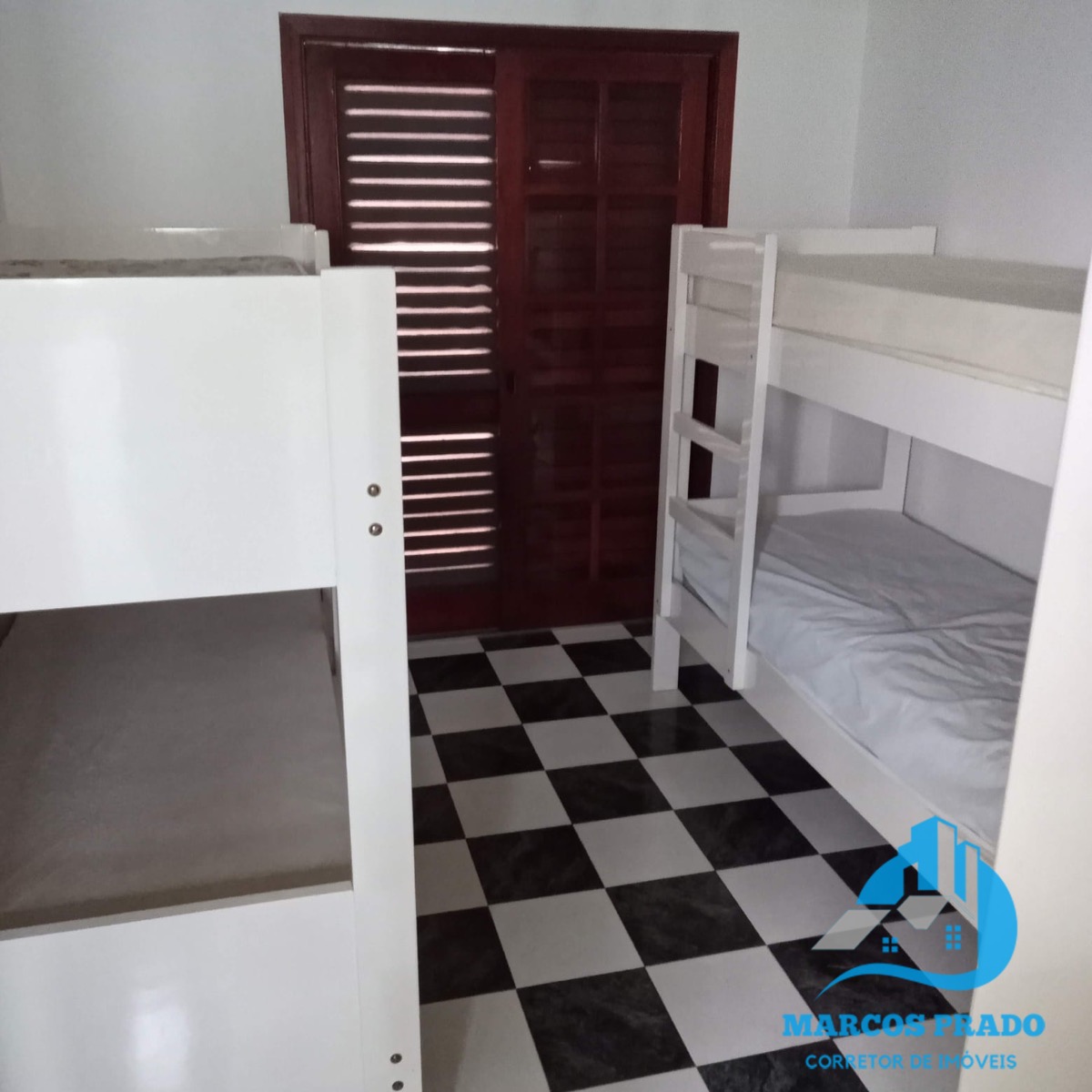 Casa de Condomínio à venda com 3 quartos, 250m² - Foto 21